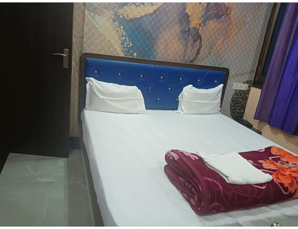 Shivam Hotel, Gorakhpur Exterior foto